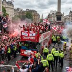 Arsenal : Parade Chaotique Après Défaite en Finale Contre PSG