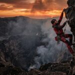 Chute Mortelle du Spider-Man du Yémen dans un Cratère Volcanique