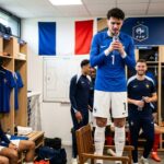 Coupe du Monde 2026 : Bizutage Chantant et Stress de Robin Risser
