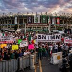 Coupe du Monde 2026 : Manifestants Bloquent Stade Aztèque à Mexico