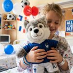 Coupe du Monde 2026 : Peluches du Loup aux Couleurs des Bleus pour Enfants Hospitalisés