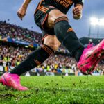 Coupe du Monde 2026 : Pourquoi Tant de Crampons Roses Fluos ?