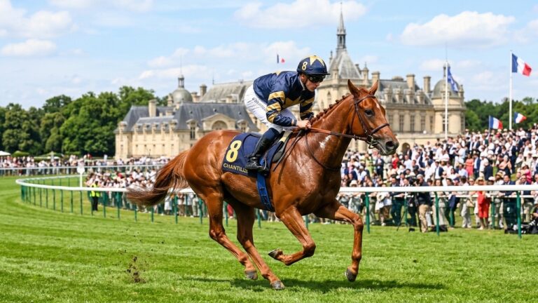 Cristian Demuro : Victoire Prix de Diane 2016 Qui a Lancé Sa Carrière