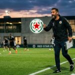 Damien Perrinelle Nouvel Entraîneur du Red Star pour Deux Saisons