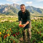 De Croque-Mort à Producteur de Piments : Reconversion Passionnante