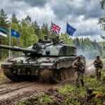 Déploiement de Chars Challenger 2 en EstonieWriting the blog article : Simulation d&rsquo;une Invasion Russe