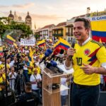 Football et Politique : Le Maillot National Enflamme la Présidentielle en Colombie