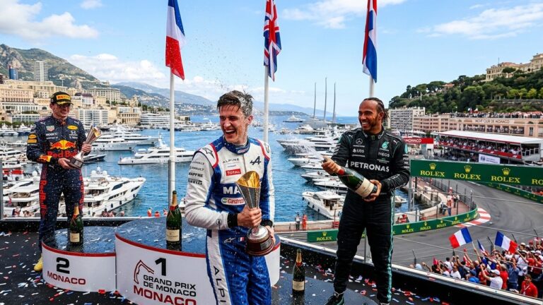 Isack Hadjar 3e à Monaco : Émotion Partagée avec son Idole Hamilton