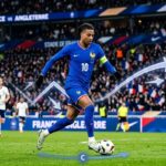 Michael Olise : Liberté Tactique et Polyvalence en Bleu
