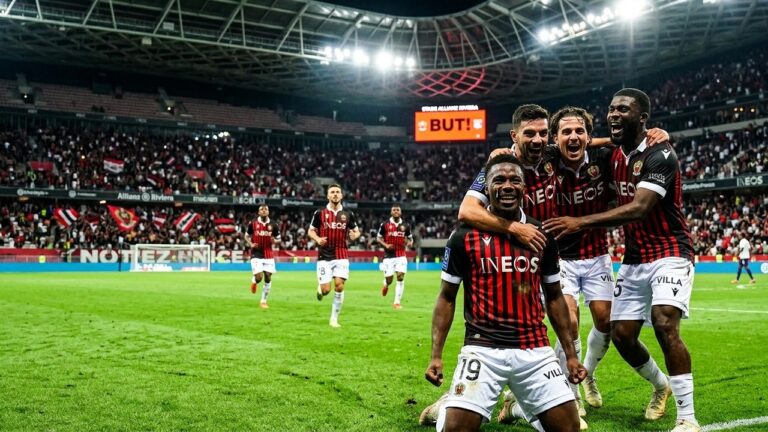 Nice Sauve Sa Place en Ligue 1 par une Victoire 4-1 contre Saint-Étienne
