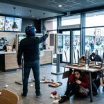 Panique au Fast-Food : Coups de Feu en Pleine Zone Commerciale