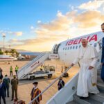 Pape Léon XIV : Incident Technique Retarde son Départ des Canaries