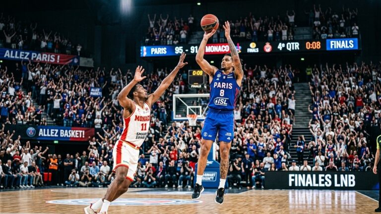 Paris Basketball Bat Monaco : Début ParGenerating the basketball articlefait pour la Défense du Titre