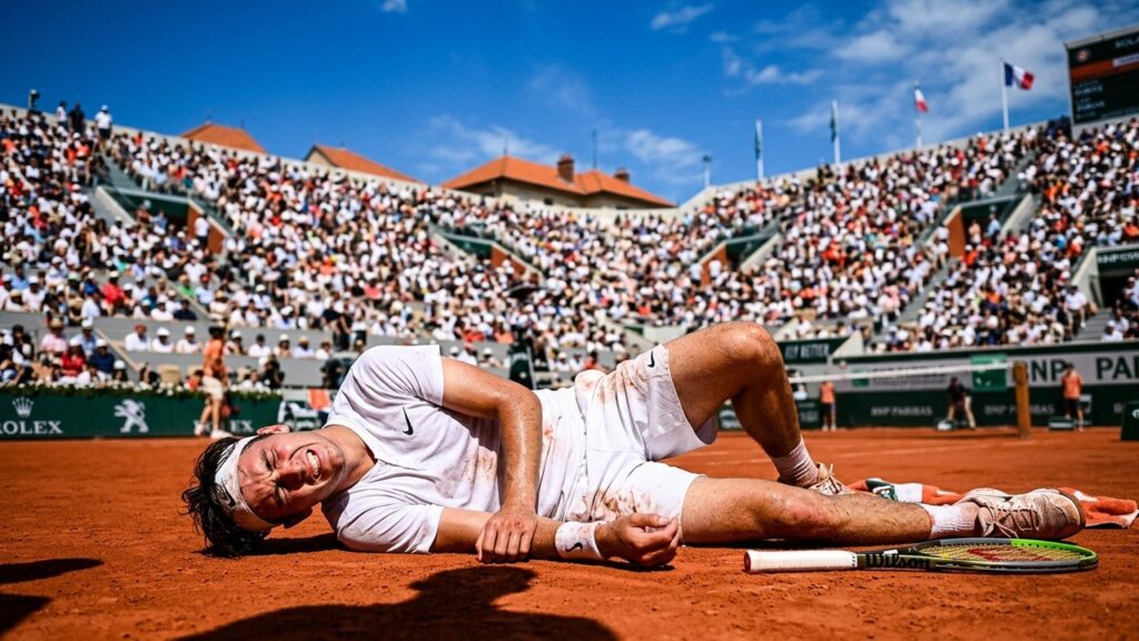 Roland-Garros : La ChaleurGenerating the blog article Épuise Jakub Mensik Après Son Exploit