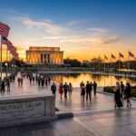 Trump VePlanning the article structure and contentut Une Promenade À Son Nom Près Du Lincoln Memorial