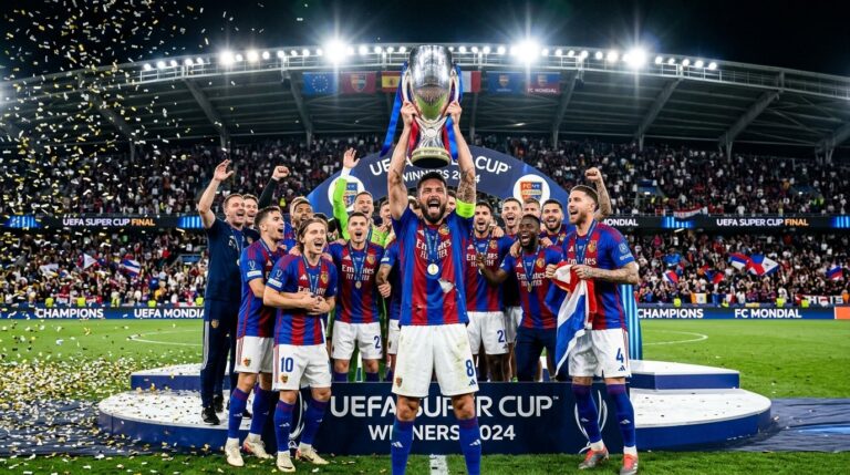 PSG Deuxième Supercoupe Europe : 13e Trophée Luis Enrique
